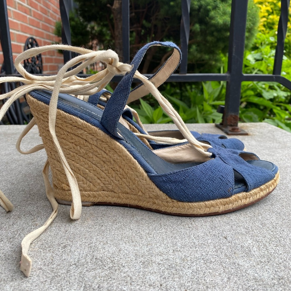 Banana Republic Blue Espadrille Sandals Size 11